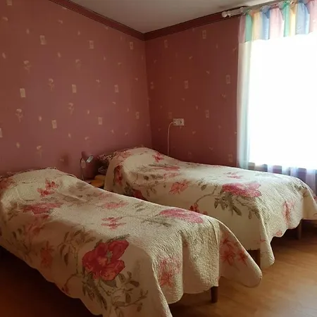 Проживание в семье Netoli Parko