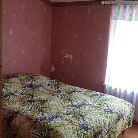 Проживание в семье Netoli Parko